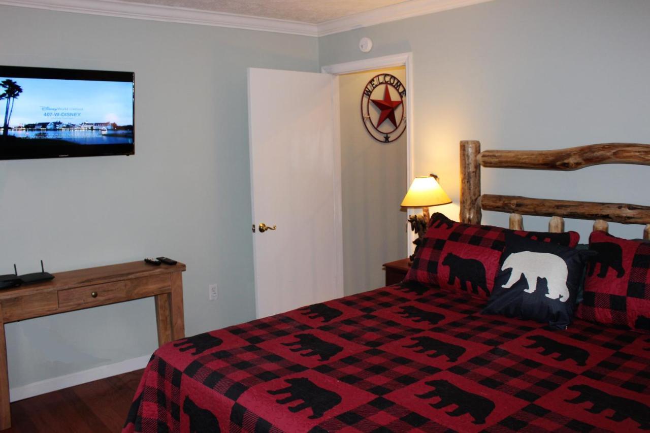 Spacious Downtown Condo Walking Distance To Downtown Gatlinburg Sleeps 6 Guests Eksteriør billede